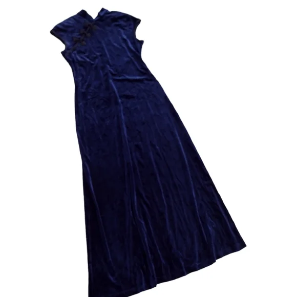 cut out shoulder maxi dress Shona Joy - La Lune Off Shoulder Tie Maxi Dress - Midnight
